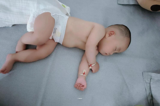 资阳1岁宝宝可以吃盐吗